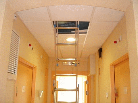 NETTOYAGE DESINFECTION VMC: Accs au rseau par les faux-plafonds